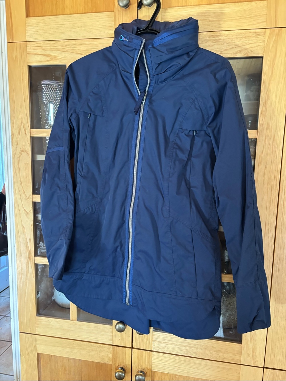 Lululemon Fo Drizzle Jacket - Size 4